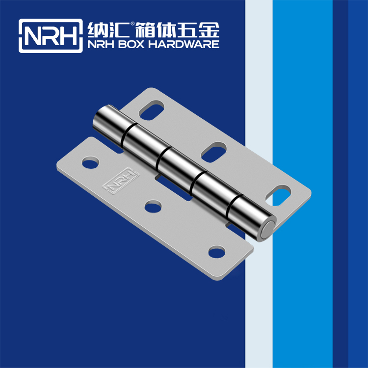 8252-90-2箱包重型蜜桃打开双腿自慰流出白